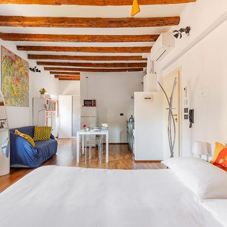 Monolocale Sui Tetti Di Bologna - Via Indipendenza Lejlighed Eksteriør billede