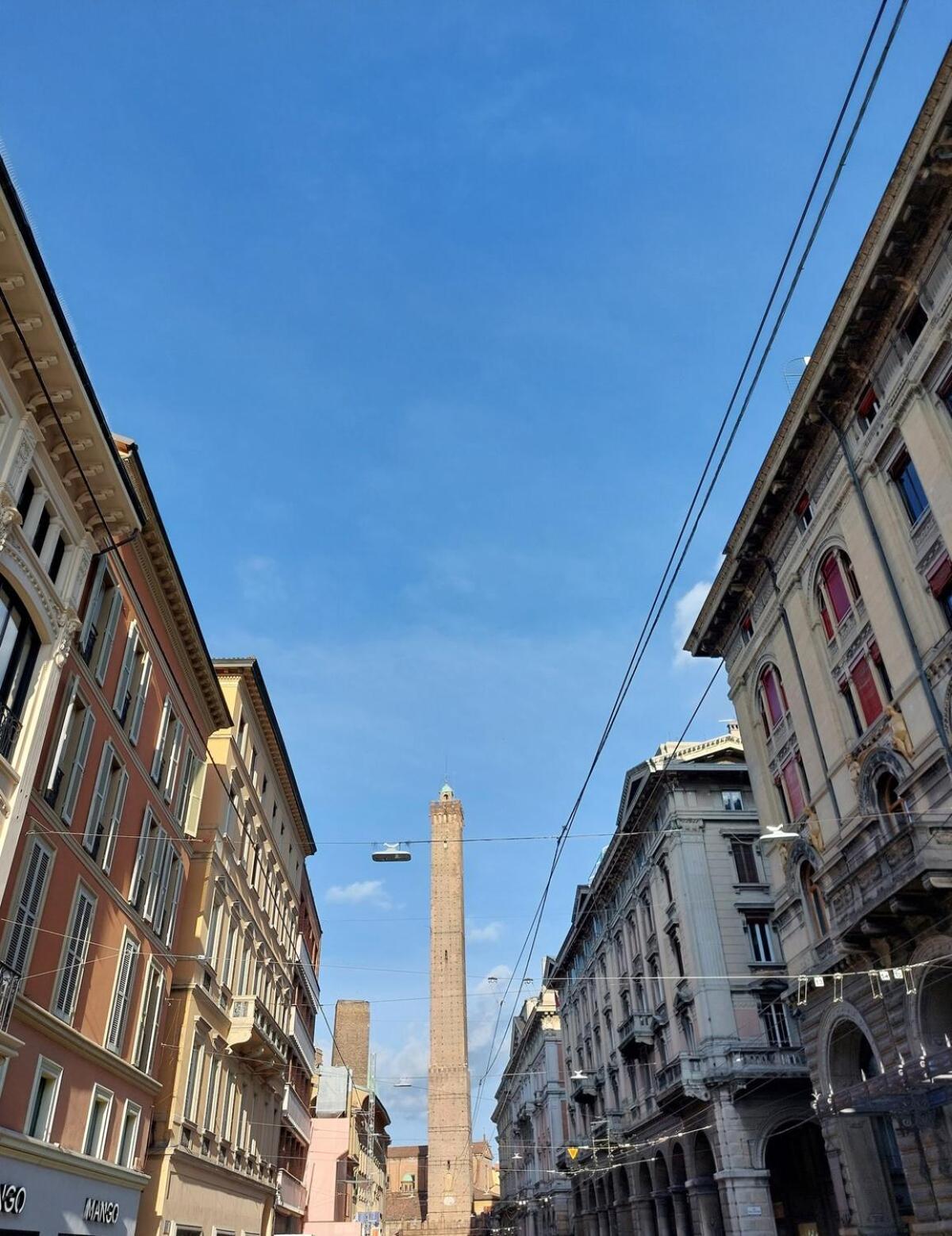 Monolocale Sui Tetti Di Bologna - Via Indipendenza Lejlighed Eksteriør billede