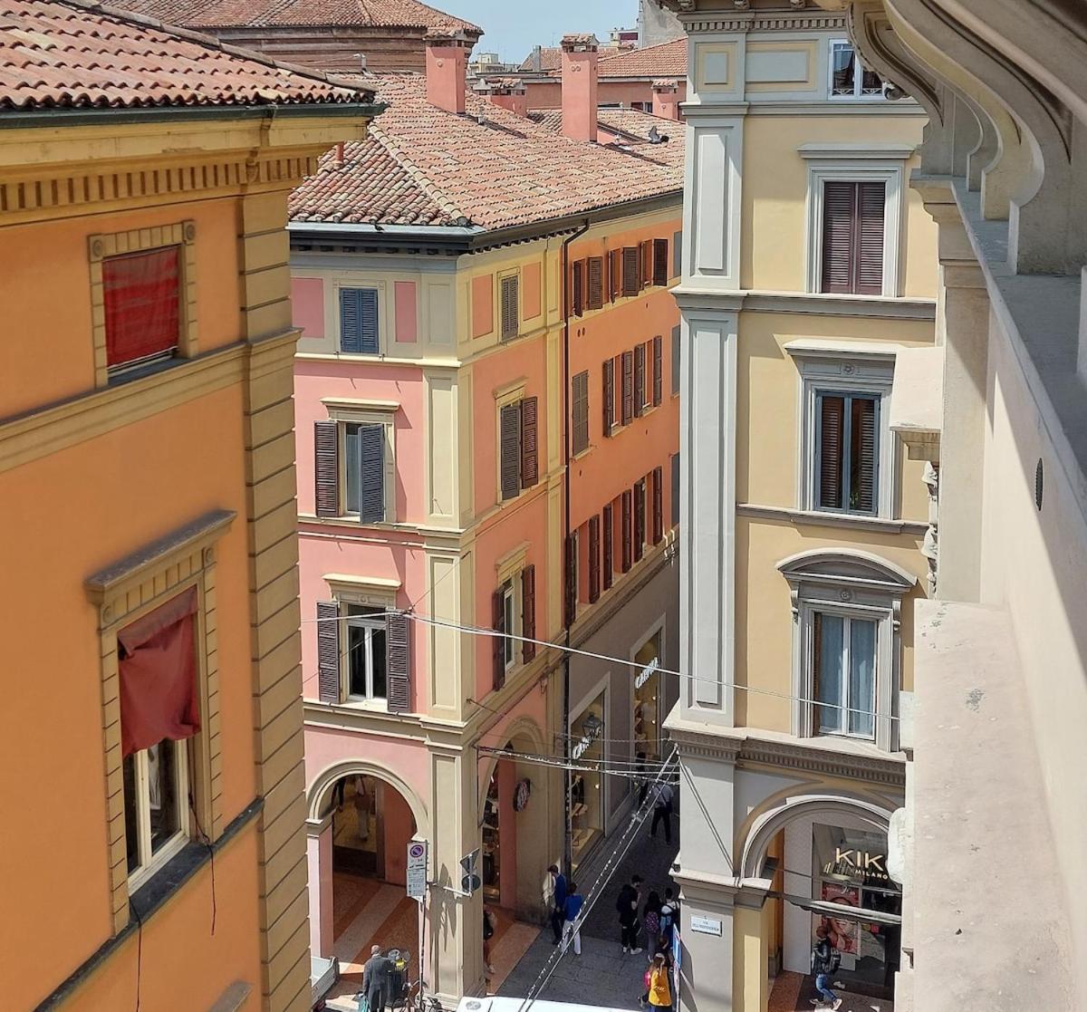 Monolocale Sui Tetti Di Bologna - Via Indipendenza Lejlighed Eksteriør billede